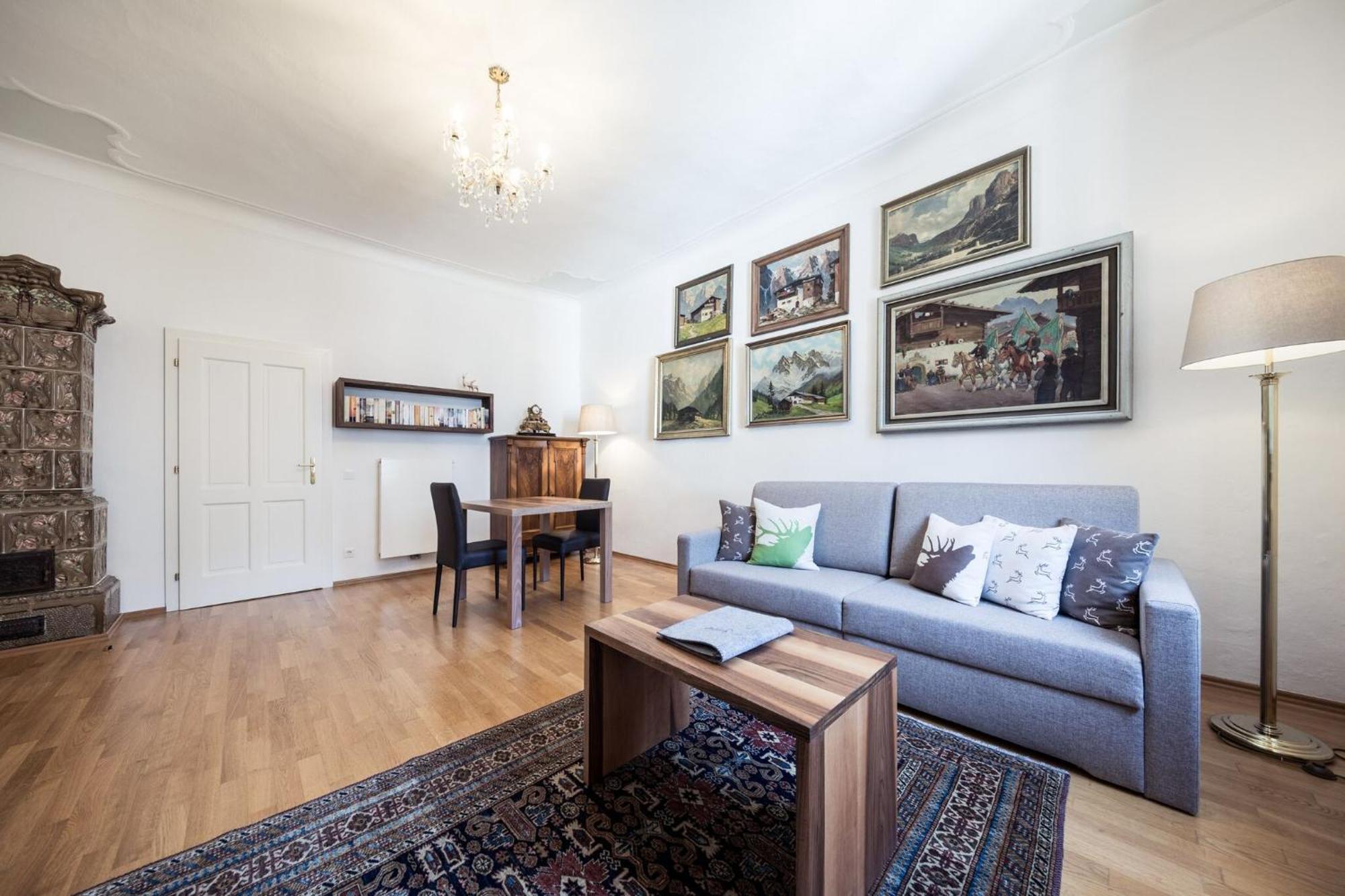 Romantik Hotel Jagdhof Caldaro Bagian luar foto